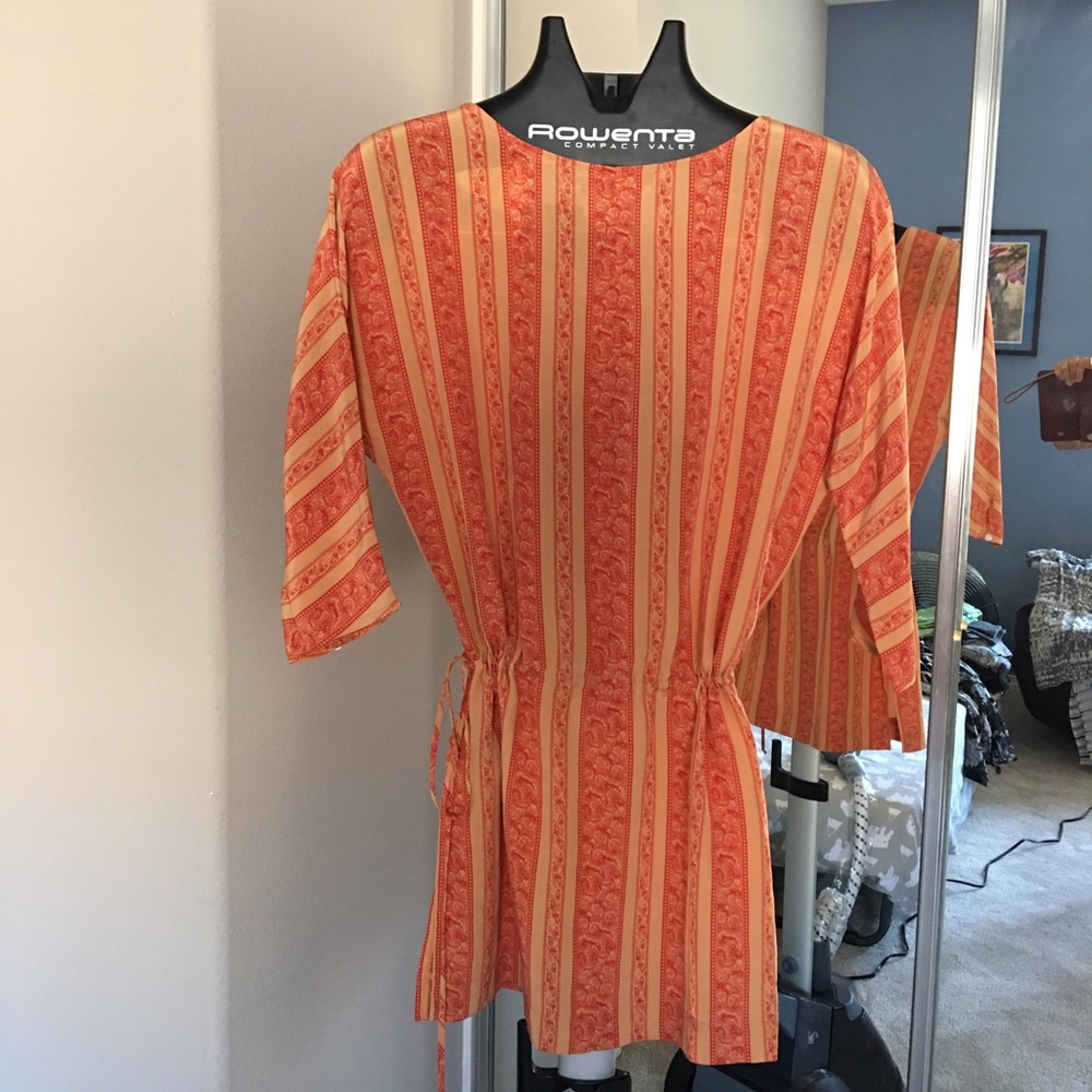 Elizabeth & James matchy beach cover up
